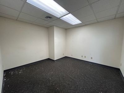 Commercial Lease In Yakima, WA - image 5