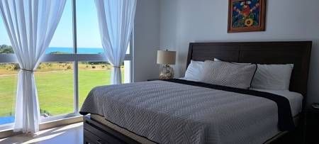 Spacious 3-Bedroom Oceanfront Condo PH Ocean 2, Playa Blanca - image 24