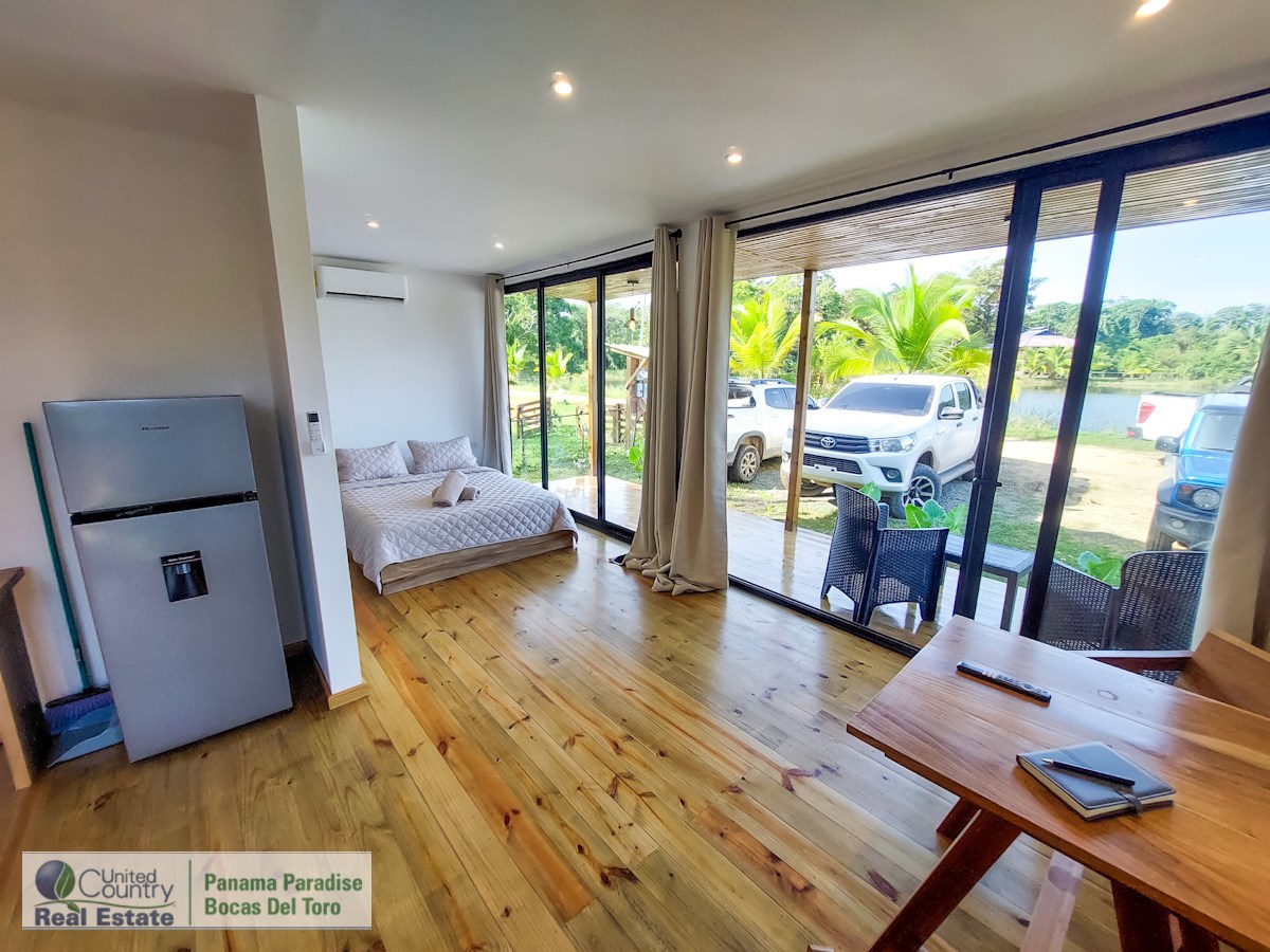 Turnkey Rental Cabins with Pool — Big Creek, Isla Colón - 15