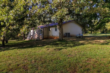 Ranch Style Home on 10 Acres in Howell Valley School System - image 15