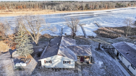 Riverfront Home for Sale in Marquette County, Wisconsin - image 8