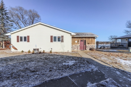Riverfront Home for Sale in Marquette County, Wisconsin - image 43