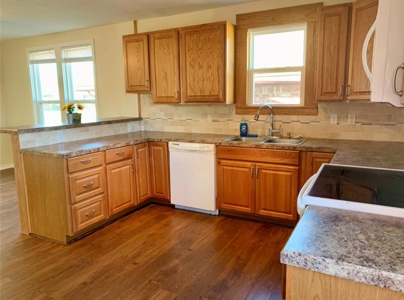 Home For Sale In Mangum, Oklahoma - image 8