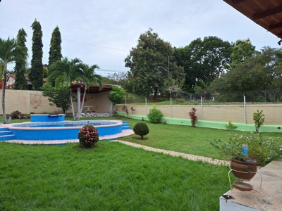 3-Bedroom Beach House with Pool & Jacuzzi in Costa Esmeralda - image 22