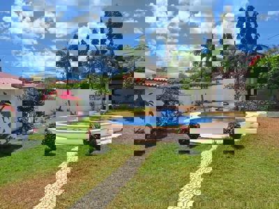 3-Bedroom Beach House with Pool & Jacuzzi in Costa Esmeralda - image 4