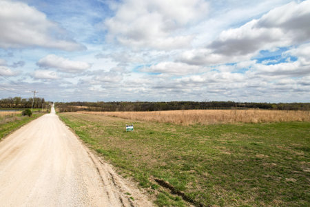 Acreage For Sale in Garden City, MO! - image 17