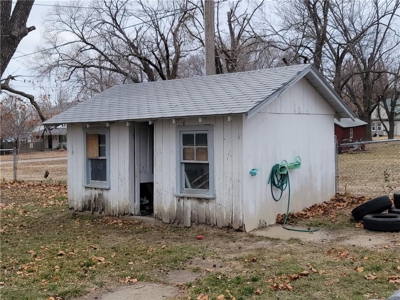 Home for sale in Yates Center Ks - image 4