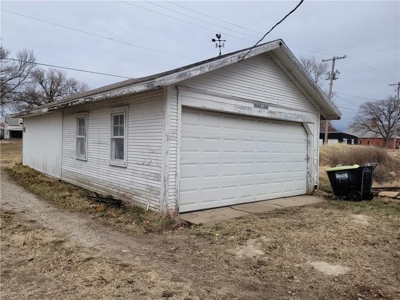 Home for sale in Yates Center Ks - image 3