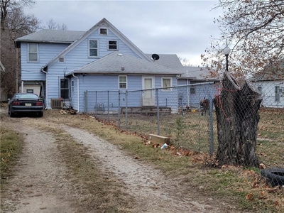 Home for sale in Yates Center Ks - image 2