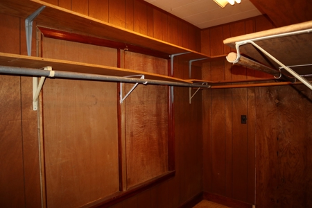 In Town Home, Shop & Acreage With Development Potential - image 37