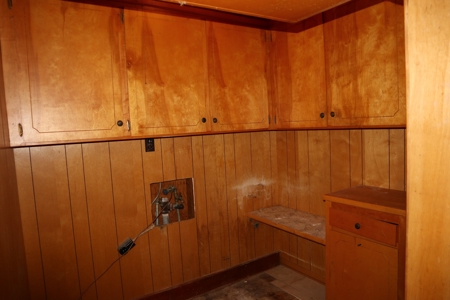 In Town Home, Shop & Acreage With Development Potential - image 32