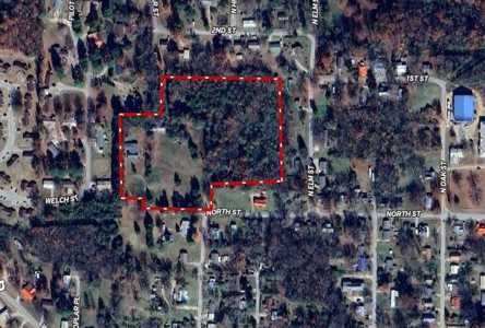 In Town Home, Shop & Acreage With Development Potential - image 44