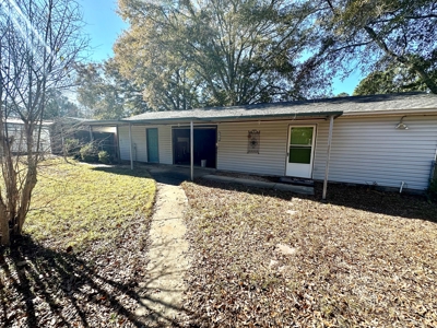 Home for sale in Hartford, Alabama - image 10