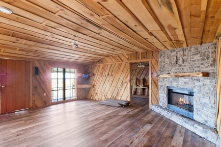 Cabins with Greers Ferry Lake View For Sale in Higden, AR - image 17