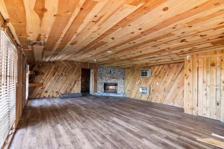 Cabins with Greers Ferry Lake View For Sale in Higden, AR - image 15