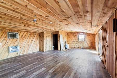 Cabins with Greers Ferry Lake View For Sale in Higden, AR - image 11
