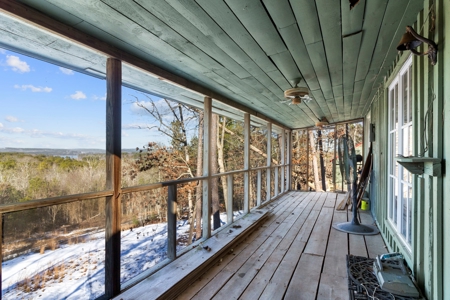 Cabins with Greers Ferry Lake View For Sale in Higden, AR - image 10