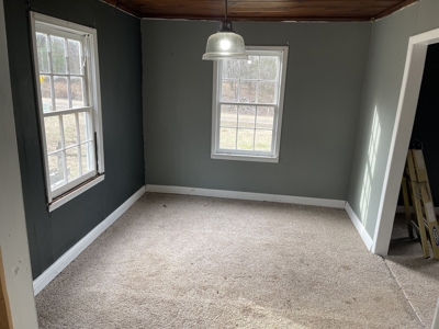 Country Home Fixer Upper With Storage For Sale In Tennessee - image 17