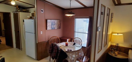 Investment Property or Starter Home in Wooded Setting!!! - image 8