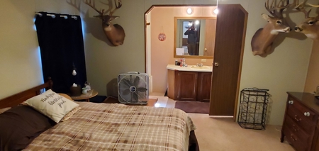 Investment Property or Starter Home in Wooded Setting!!! - image 10