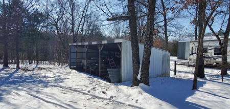 Investment Property or Starter Home in Wooded Setting!!! - image 29