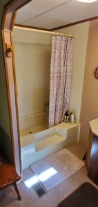 Investment Property or Starter Home in Wooded Setting!!! - image 14