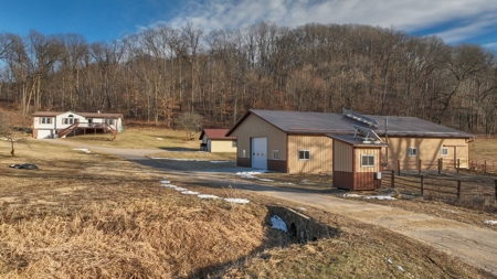 Amish Homestead on 105 Acres in Richland County, Wisconsin – - image 1