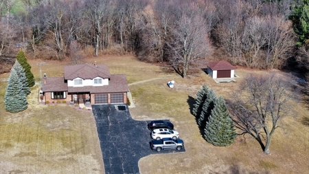 5 Acre Home with 3 bedrooms, 3 baths South of Rock Falls, IL - image 45