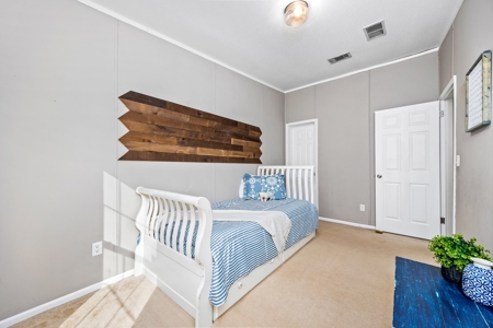Home In Fort White Florida on 1 Acre - image 12