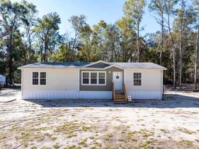 Home In Fort White Florida on 1 Acre - image 15