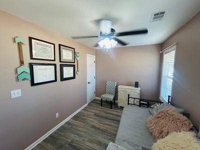 Country Cottage in the Country! - image 16