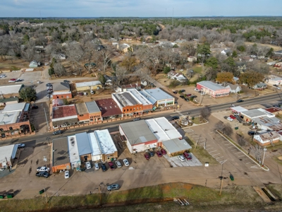 Prime Downtown Hughes Springs Commercial Building - image 3