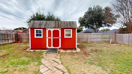 10304 Buffalo Ridge, Waco, TX 76712 – Exceptional Home - image 33