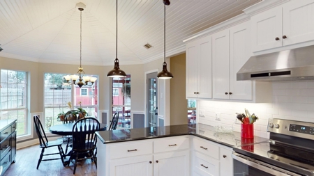 10304 Buffalo Ridge, Waco, TX 76712 – Exceptional Home - image 14
