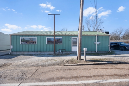 Turn-Key Bar and Grill for Sale in Milan, Tennessee - image 8