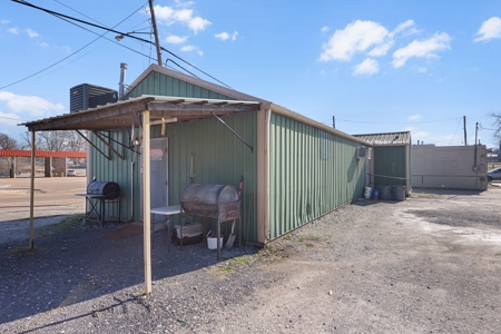 Turn-Key Bar and Grill for Sale in Milan, Tennessee - image 9