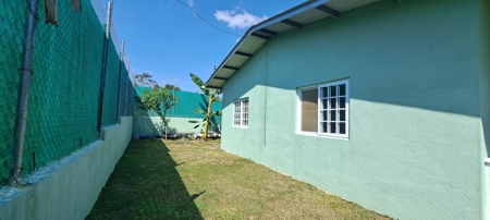 Charming 2-Bedroom Home with Spacious Yard in El Higo - image 2