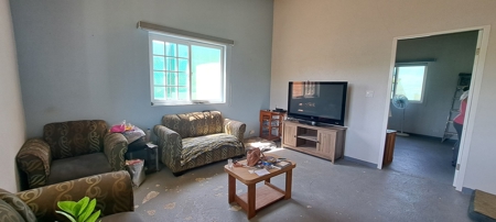 Charming 2-Bedroom Home with Spacious Yard in El Higo - image 28