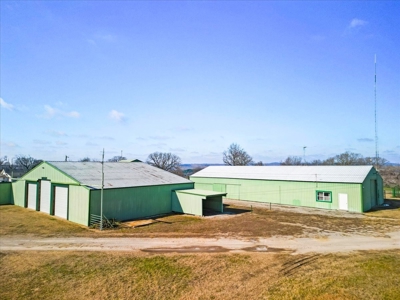 Missouri Ozarks Horse Farm & Cattle Ranch with Family Home - image 37