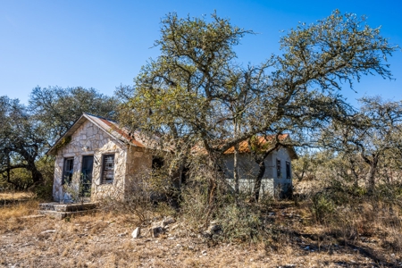 For Sale: The Schoolhouse Ranch, 442.7 ac in Mountain Home, - image 5