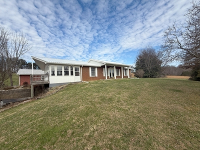 Online Only Auction 4 bedroom home in Tompkinsville - image 2