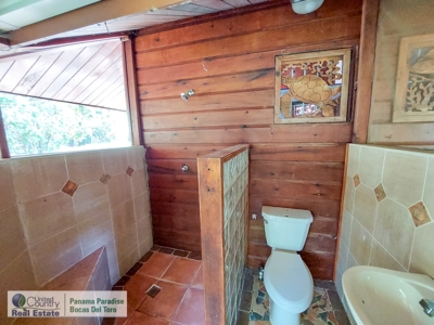 FIRE SALE! Titled Home on Hilltop of Solarte, Bocas del Toro - image 10