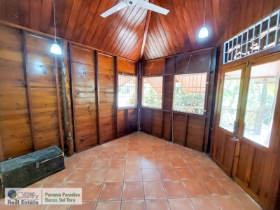 FIRE SALE! Titled Home on Hilltop of Solarte, Bocas del Toro - image 3