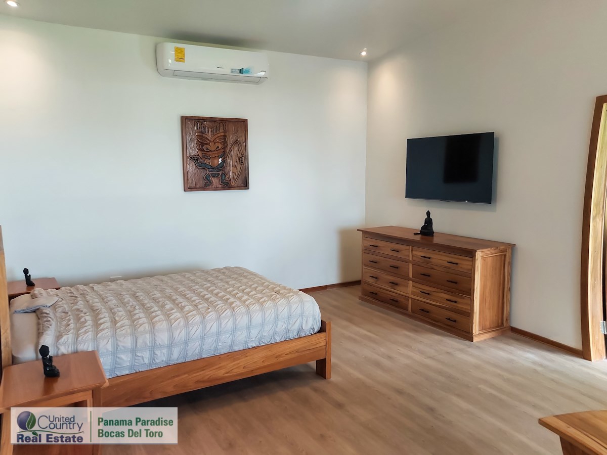 Grand complexe familial / location de vacances — Paunch Beach, Isla Colón - 49