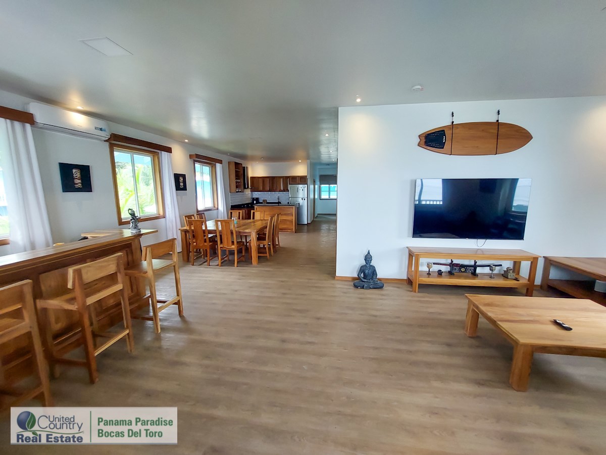 Grande propriété familiale à louer pour des vacances — Paunch Beach, Isla Colón - 22