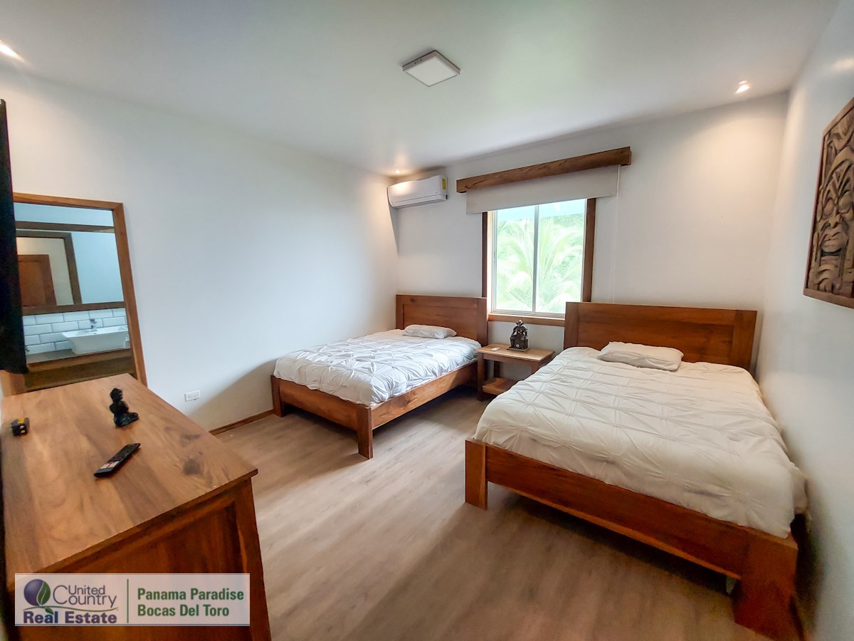 Grande propriété familiale / Location de vacances — Paunch Beach, Isla Colón - 32