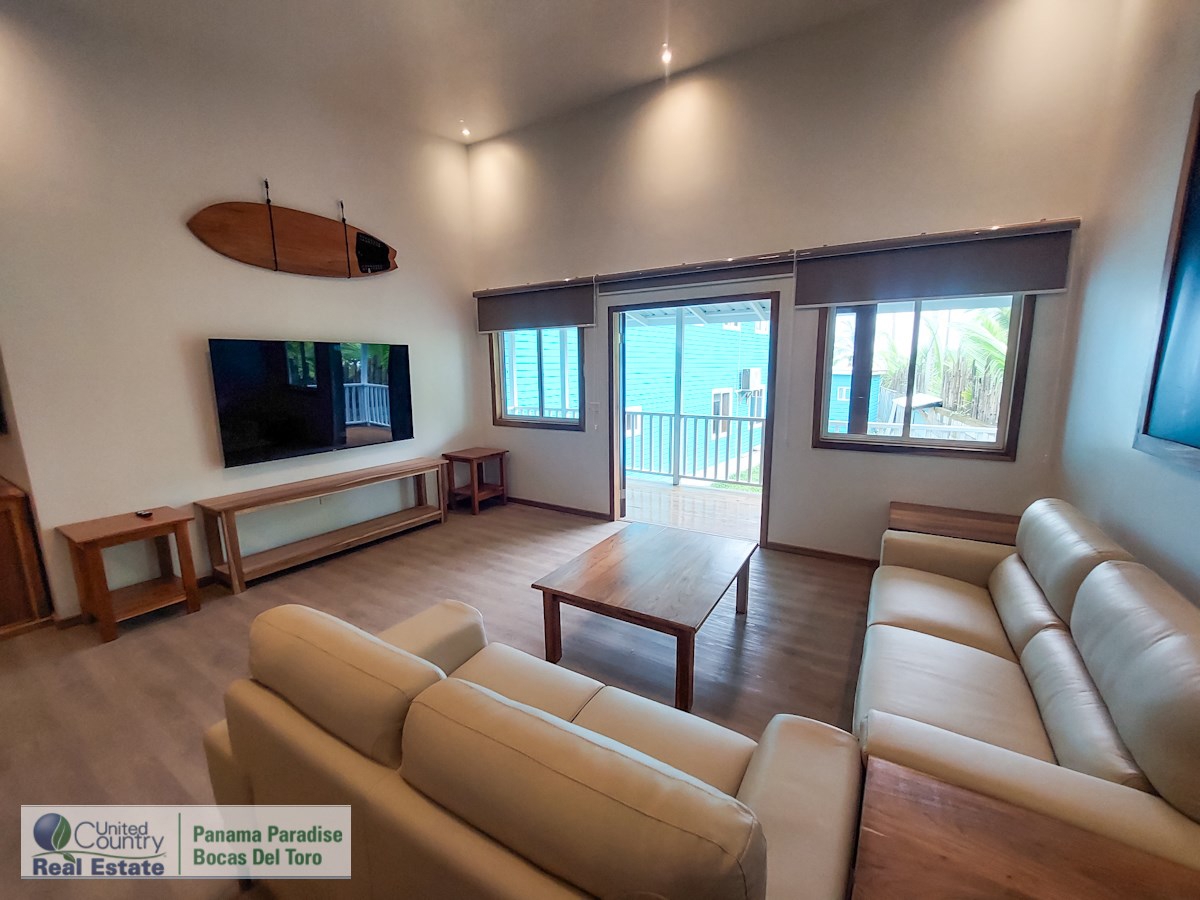 Maison familiale spacieuse / Location de vacances — Paunch Beach, Isla Colón - 42