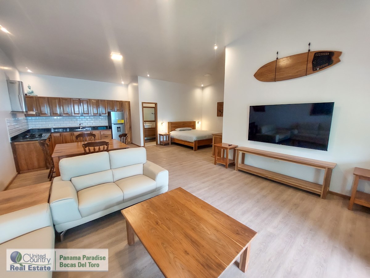 Grand complexe familial / Location de vacances — Paunch Beach, Isla Colón - 38