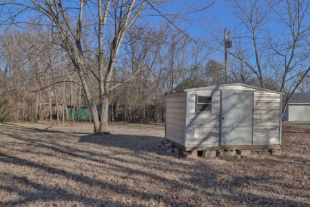 Charming Home for Sale in the Heart of Bruceton, TN - image 18