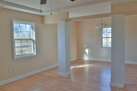 Charming Home for Sale in the Heart of Bruceton, TN - image 4